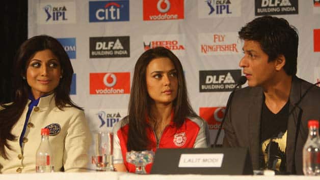 Bollywood awards to be auctioned along with IPL player auctions Bollywood awards to be auctioned along with IPL player auctions