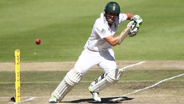 AB de Villiers' unbeaten ton helps South Africa take honours at stumps on Day 1 AB de Villiers' unbeaten ton helps South Africa take honours at stumps on Day 1