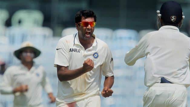 Live Cricket Score: India vs Australia 2013, 1st Test at Chennai — Day 5 Live Cricket Score: India vs Australia 2013, 1st Test at Chennai — Day 5