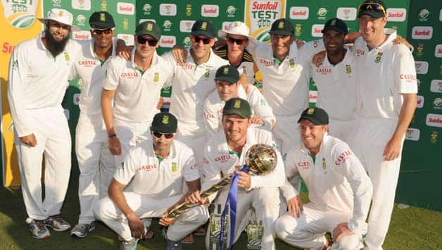 Graeme Smith lauds teammates after South Africa's 3-0 win over Pakistan Graeme Smith lauds teammates after South Africa's 3-0 win over Pakistan