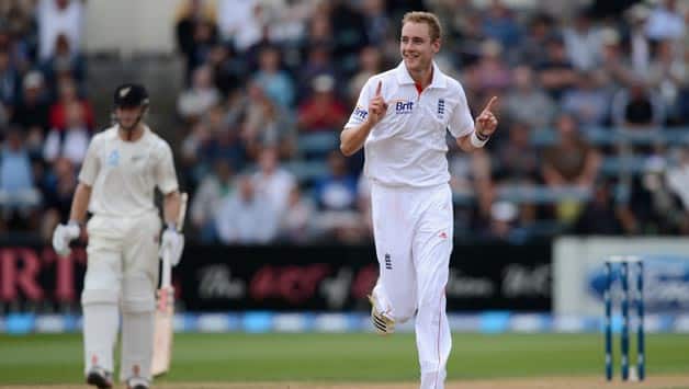 New Zealand stumble to 254 in their first innings against England New Zealand stumble to 254 in their first innings against England