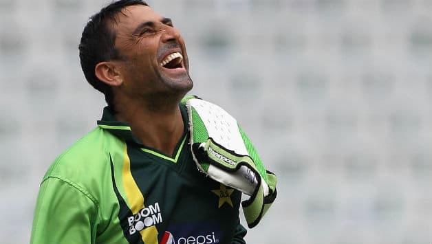 Younis Khan becomes seventh Pakistan player to score 7,000 runs in ODIs Younis Khan becomes seventh Pakistan player to score 7,000 runs in ODIs