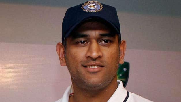 Singing helps me to stay focussed, says MS Dhoni Singing helps me to stay focussed, says MS Dhoni