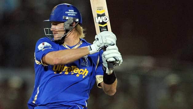 Shane Watson, Stuart Binny demolish Chennai Super Kings bowlers to register five-wicket victory Shane Watson, Stuart Binny demolish Chennai Super Kings bowlers to register five-wicket victory