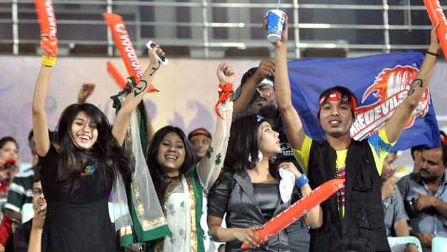 IPL 2013: Coca Cola try to get one over Pepsi outside Feroz Shah Kotla IPL 2013: Coca Cola try to get one over Pepsi outside Feroz Shah Kotla