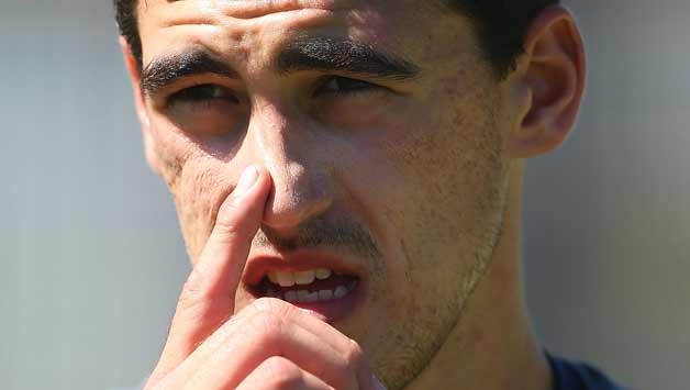 Mitchell Starc unlikely for Ashes 2013-14 due to back stress fracture Mitchell Starc unlikely for Ashes 2013-14 due to back stress fracture