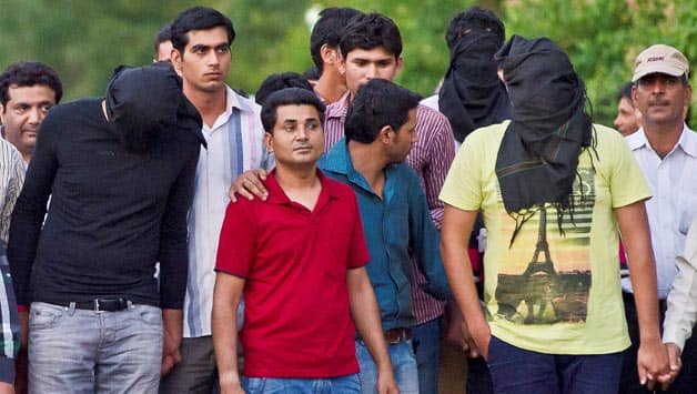 IPL 2013 spot-fixing controversy: Police probe link between Chennai hotel owner's wife and bookies IPL 2013 spot-fixing controversy: Police probe link between Chennai hotel owner's wife and bookies