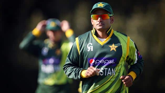 Pakistan elect to bat against Ireland in 1st ODI Pakistan elect to bat against Ireland in 1st ODI
