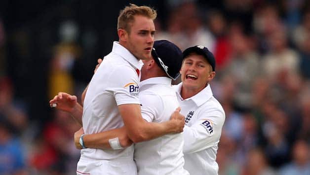 Stuart Broad demolishes New Zealand top order as England eye win on Day 4 Stuart Broad demolishes New Zealand top order as England eye win on Day 4