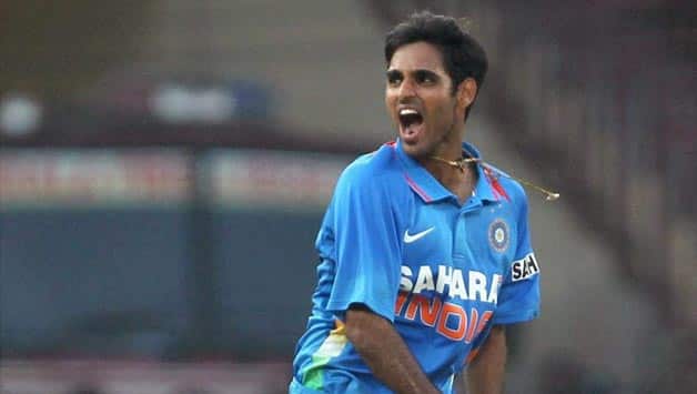 India vs West Indies 2nd ODI at Visakhapatnam: Bhuvneshwar Kumar removes Johnson Charles early; Score /1 in 4 overs India vs West Indies 2nd ODI at Visakhapatnam: Bhuvneshwar Kumar removes Johnson Charles early; Score /1 in 4 overs