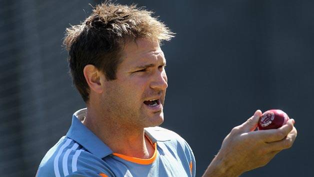 Australia's bowling attack at par with England: Ryan Harris Australia's bowling attack at par with England: Ryan Harris