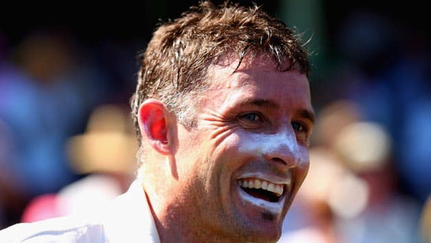 Michael Hussey open to idea of supporting Darren Lehmann-Michael Clarke combination Michael Hussey open to idea of supporting Darren Lehmann-Michael Clarke combination