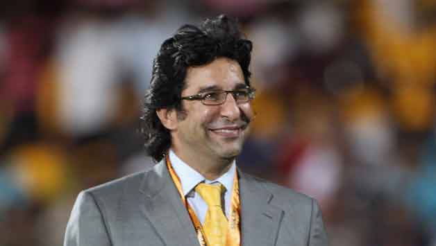 Exclusive pictures: How Wasim Akram proposed to his Australian girlfriend, Shaniera Thompson! Exclusive pictures: How Wasim Akram proposed to his Australian girlfriend, Shaniera Thompson!