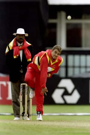 Paul Strang: A rare world-class leg-spinner of the '90s unearthed by Zimbabwe Paul Strang: A rare world-class leg-spinner of the '90s unearthed by Zimbabwe