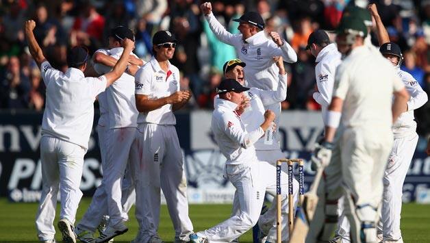 Australian media thrash national side for 'humilliating' loss to England in 4th Ashes Test Australian media thrash national side for 'humilliating' loss to England in 4th Ashes Test