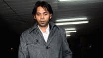 Mohammad Asif meets PCB officials to give details on spot-fixing