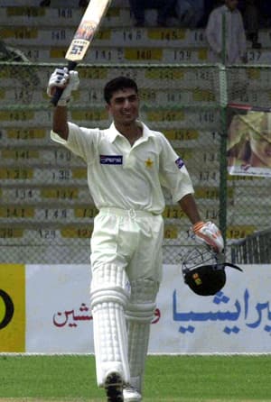 Yasir Hameed scores hundred in each innings on his Test debut Yasir Hameed scores hundred in each innings on his Test debut