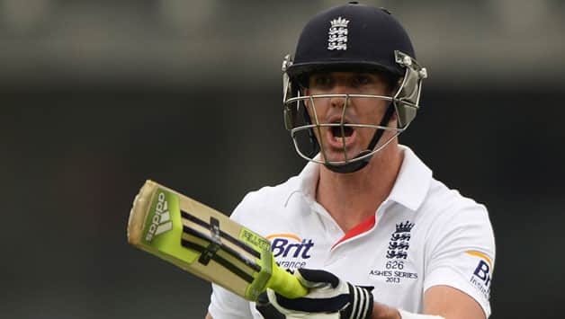 Kevin Pietersen, Graeme Swann better choices as England captain in Test cricket: Shane Warne Kevin Pietersen, Graeme Swann better choices as England captain in Test cricket: Shane Warne