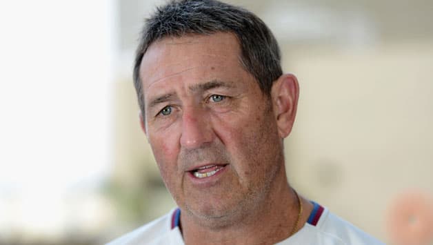 Ashes 2013: Graham Gooch defends England’s slow batting tactics Ashes 2013: Graham Gooch defends England’s slow batting tactics