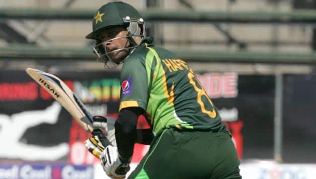 Mohammad Hafeez battles through hamstring injury in Pakistan's series win over Zimbabwe Mohammad Hafeez battles through hamstring injury in Pakistan's series win over Zimbabwe