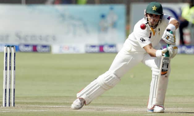 Pakistan recover after early blows against Zimbabwe at tea on Day 3 Pakistan recover after early blows against Zimbabwe at tea on Day 3