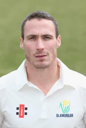 Simon Jones announces retirement from First-Class cricket Simon Jones announces retirement from First-Class cricket