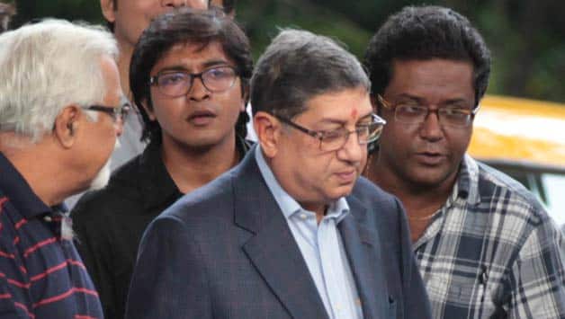 N Srinivasan can contest BCCI election but can't take charge, says Supreme Court N Srinivasan can contest BCCI election but can't take charge, says Supreme Court