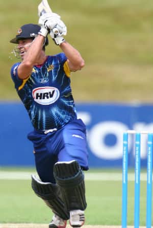 CLT20 2013: Ryan ten Doeschate's all-round performance helps Otago Volts beat Kandurata Maroons by 6 wickets CLT20 2013: Ryan ten Doeschate's all-round performance helps Otago Volts beat Kandurata Maroons by 6 wickets