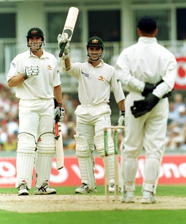 Ashes 2001: The beginning of the Matthew Hayden and Justin Langer romance Ashes 2001: The beginning of the Matthew Hayden and Justin Langer romance