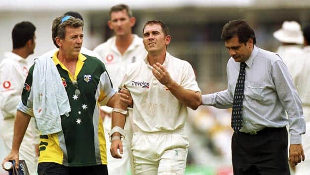 Ashes 2001: The beginning of the Matthew Hayden and Justin Langer romance Ashes 2001: The beginning of the Matthew Hayden and Justin Langer romance