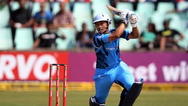 CLT20 2013: All-round Titans crush Sunrisers Hyderabad by 8 wickets CLT20 2013: All-round Titans crush Sunrisers Hyderabad by 8 wickets