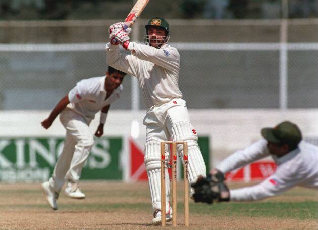 Inzamam-ul-Haq and Mushtaq Ahmed's nerves of steel deny Australia historic win at Karachi Inzamam-ul-Haq and Mushtaq Ahmed's nerves of steel deny Australia historic win at Karachi