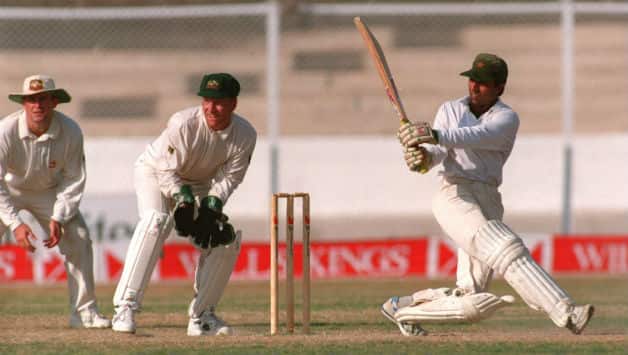Inzamam-ul-Haq and Mushtaq Ahmed's nerves of steel deny Australia historic win at Karachi Inzamam-ul-Haq and Mushtaq Ahmed's nerves of steel deny Australia historic win at Karachi
