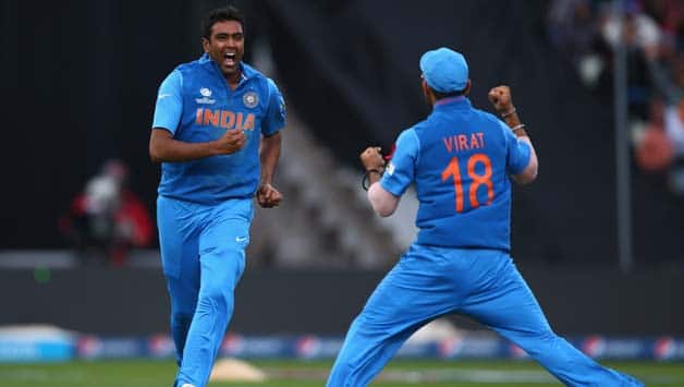 India vs Australia 2013: 6 Indian players reach Rajkot for T20 tie India vs Australia 2013: 6 Indian players reach Rajkot for T20 tie