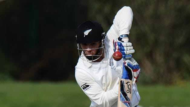 BJ Watling's half-century helps New Zealand build first innings total against Bangladesh on Day 2 BJ Watling's half-century helps New Zealand build first innings total against Bangladesh on Day 2