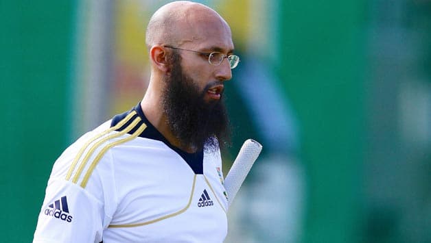 South Africa opt to bat against Pakistan in 1st Test at Abu Dhabi South Africa opt to bat against Pakistan in 1st Test at Abu Dhabi