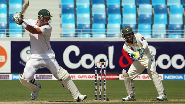 South Africa pile on lead as AB de Villiers completes ton against Pakistan at Tea on Day 2 South Africa pile on lead as AB de Villiers completes ton against Pakistan at Tea on Day 2