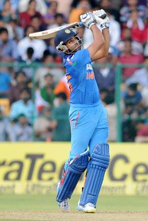 Rohit Sharma can fill the void left after Sachin Tendulkar's retirement: George Bailey Rohit Sharma can fill the void left after Sachin Tendulkar's retirement: George Bailey