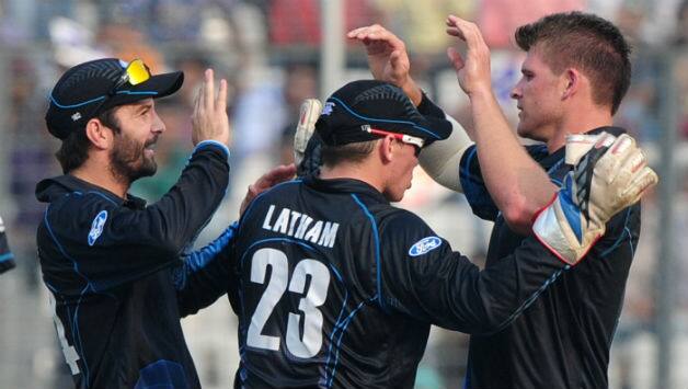 New Zealand win toss, elect to bowl against Sri Lanka in 1st ODI at Hambantota New Zealand win toss, elect to bowl against Sri Lanka in 1st ODI at Hambantota
