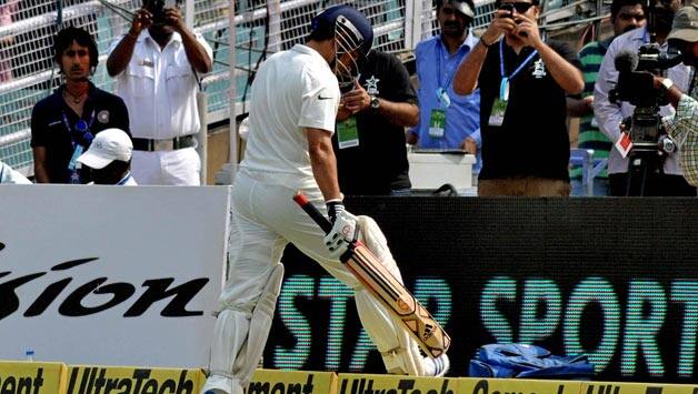 Sachin Tendulkar's wicket sends Wankhede Stadium in silence: Twitter Reactions Sachin Tendulkar's wicket sends Wankhede Stadium in silence: Twitter Reactions