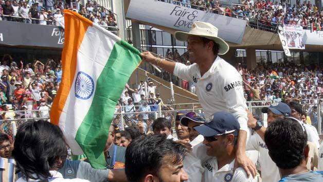 Sachin Tendulkar set to become youngest person to receive Bharat Ratna; dedicates award to mother Sachin Tendulkar set to become youngest person to receive Bharat Ratna; dedicates award to mother