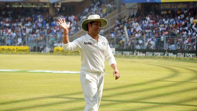 Sachin Tendulkar brings nation to standstill, as teary-eyed fans with lump in their throats bid poignant farewell to the iconic son Sachin Tendulkar brings nation to standstill, as teary-eyed fans with lump in their throats bid poignant farewell to the iconic son