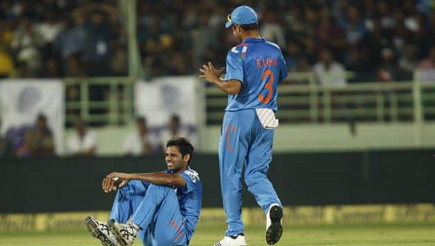 India vs West Indies 2nd ODI: MS Dhoni blames heavy dew for loss India vs West Indies 2nd ODI: MS Dhoni blames heavy dew for loss