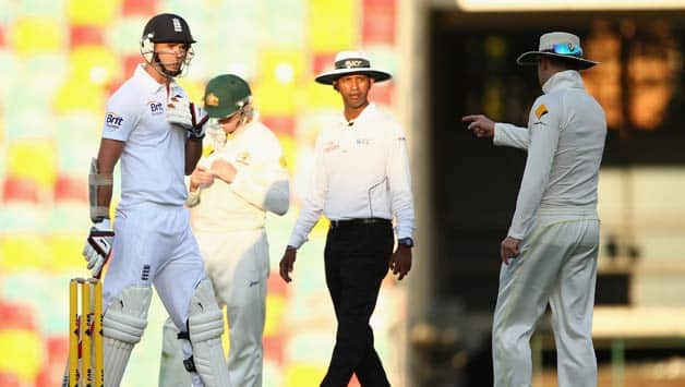 Ashes 2013-14: Michael Clarke plays down sledging incident Ashes 2013-14: Michael Clarke plays down sledging incident